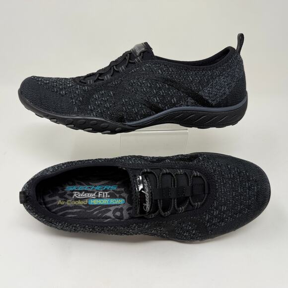 Skechers Breathe Easy Slip Ons Relaxed Fit Womens Sz 7 1/2 Black Sporty - Picture 3 of 16